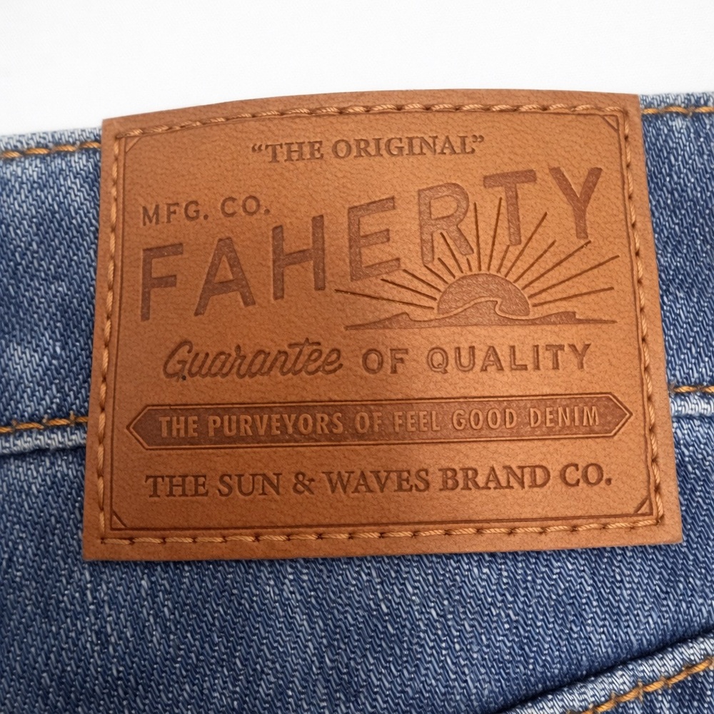 Faherty Light Blue Wide-Leg Jeans - Picture 6 of 16